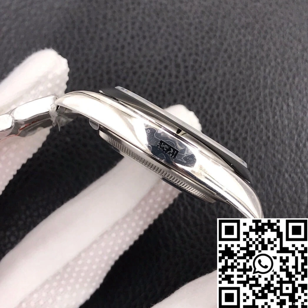 Black Dial Perpetual Rolex Factory EW Oyster 41MM M124300-0002 0401